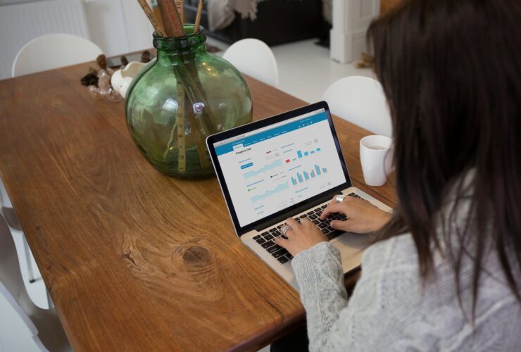 Small business owner working in Xero